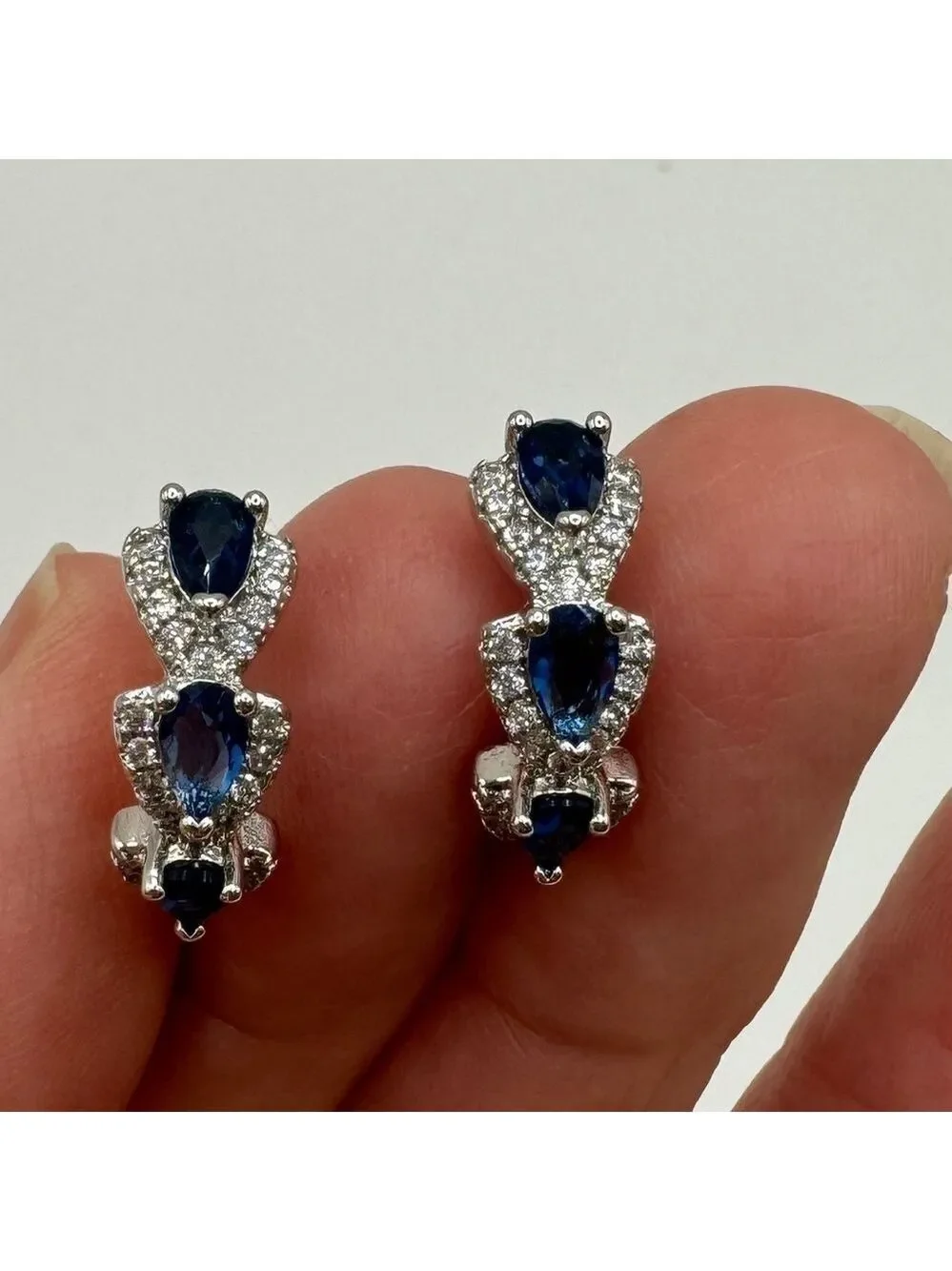 N/A huggie earrings